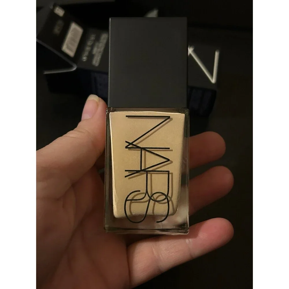 NARS Light Reflecting Foundation in Light 2 Mont Blanc 40 ml/1.35 fl oz